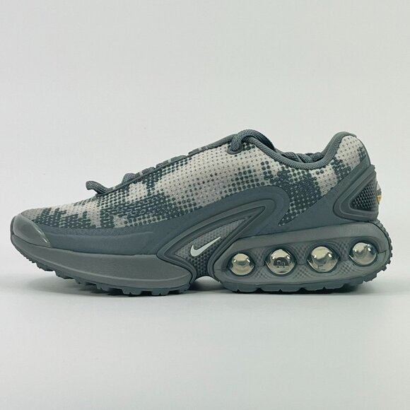 Nike Air Max DN \'Cool Grey Metallic\' IB3078-001 size 6 Men / 7.5 Women main image 4